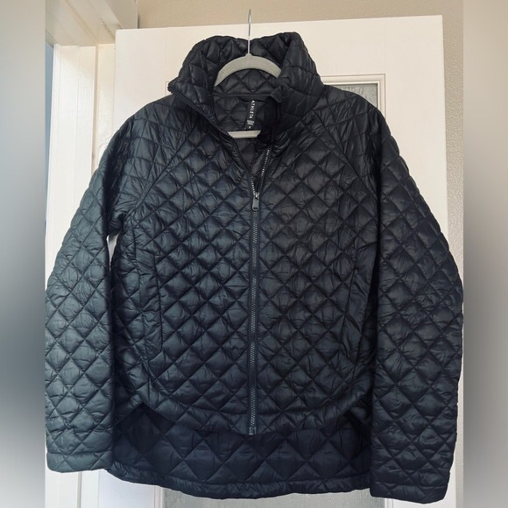 Athleta Whisper Featherless Jacket S
